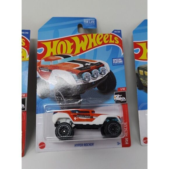 Hot Wheels Rescue lot of 5 EMS Ambulance Track Patrol EMS Fast Car and more more - Picture 5 of 6